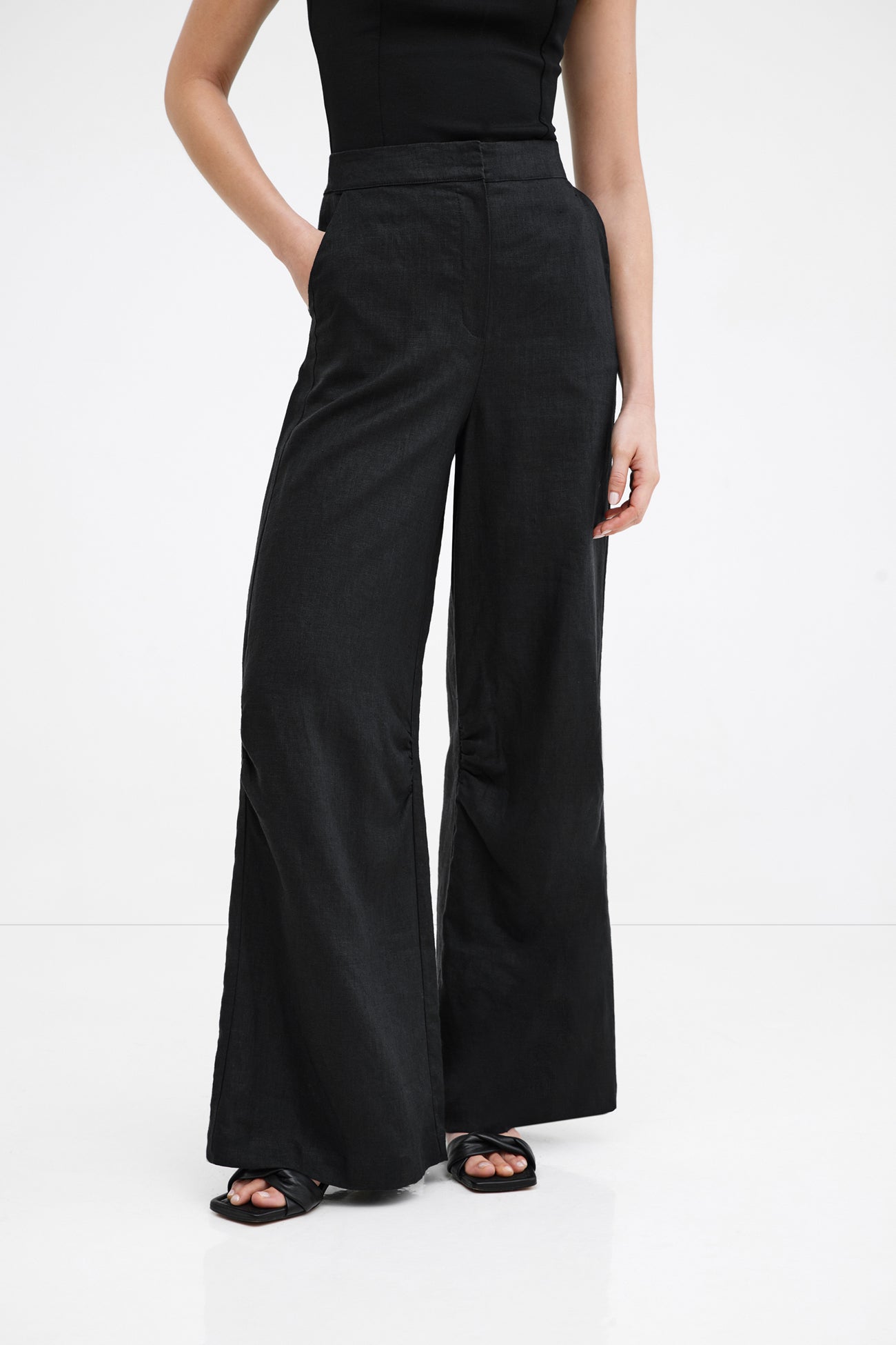 Runa Linen-Blend Pants