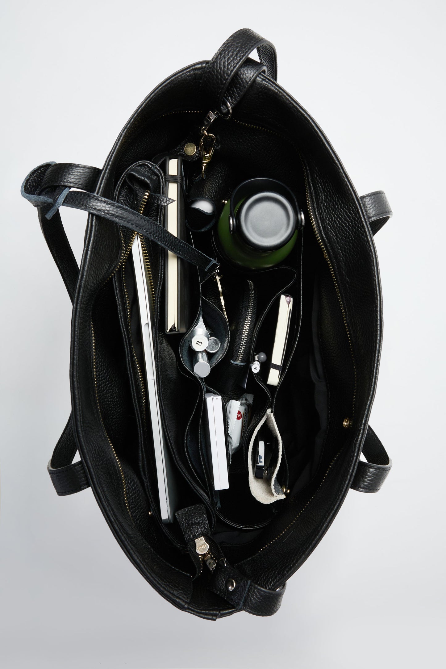 Zoe Convertible Pouch