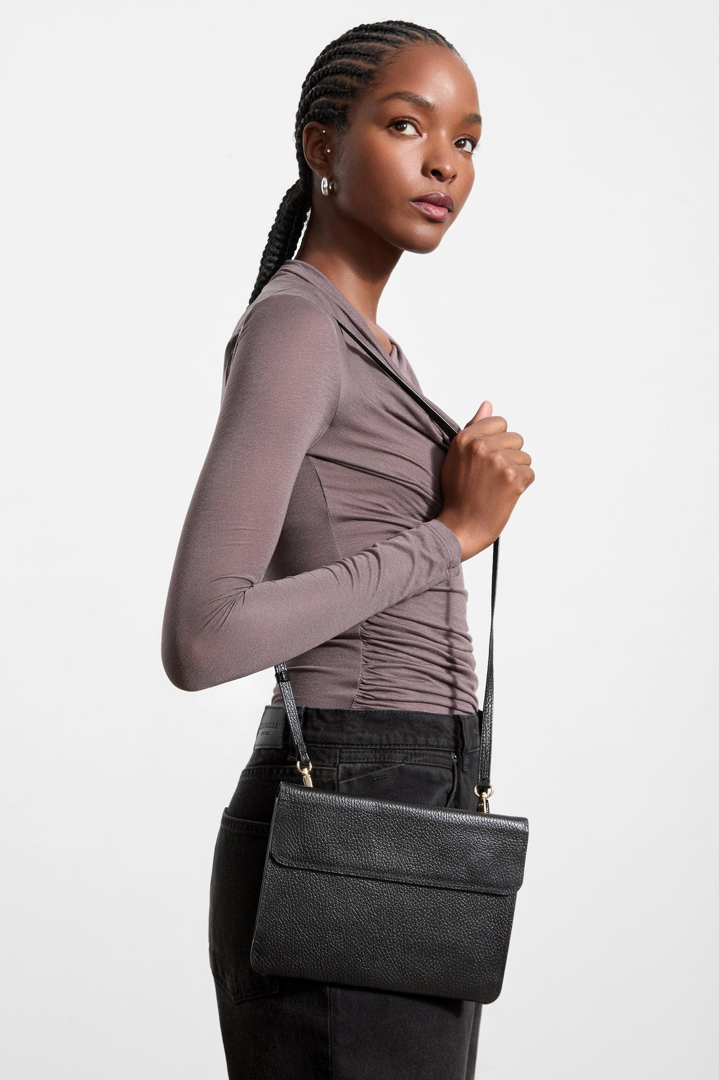 Zoe Convertible Pouch