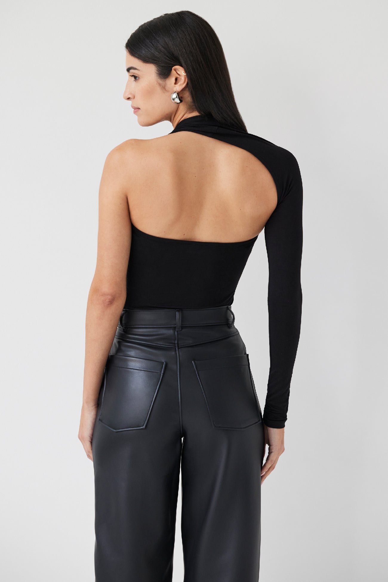 Manhattan One Shoulder Top