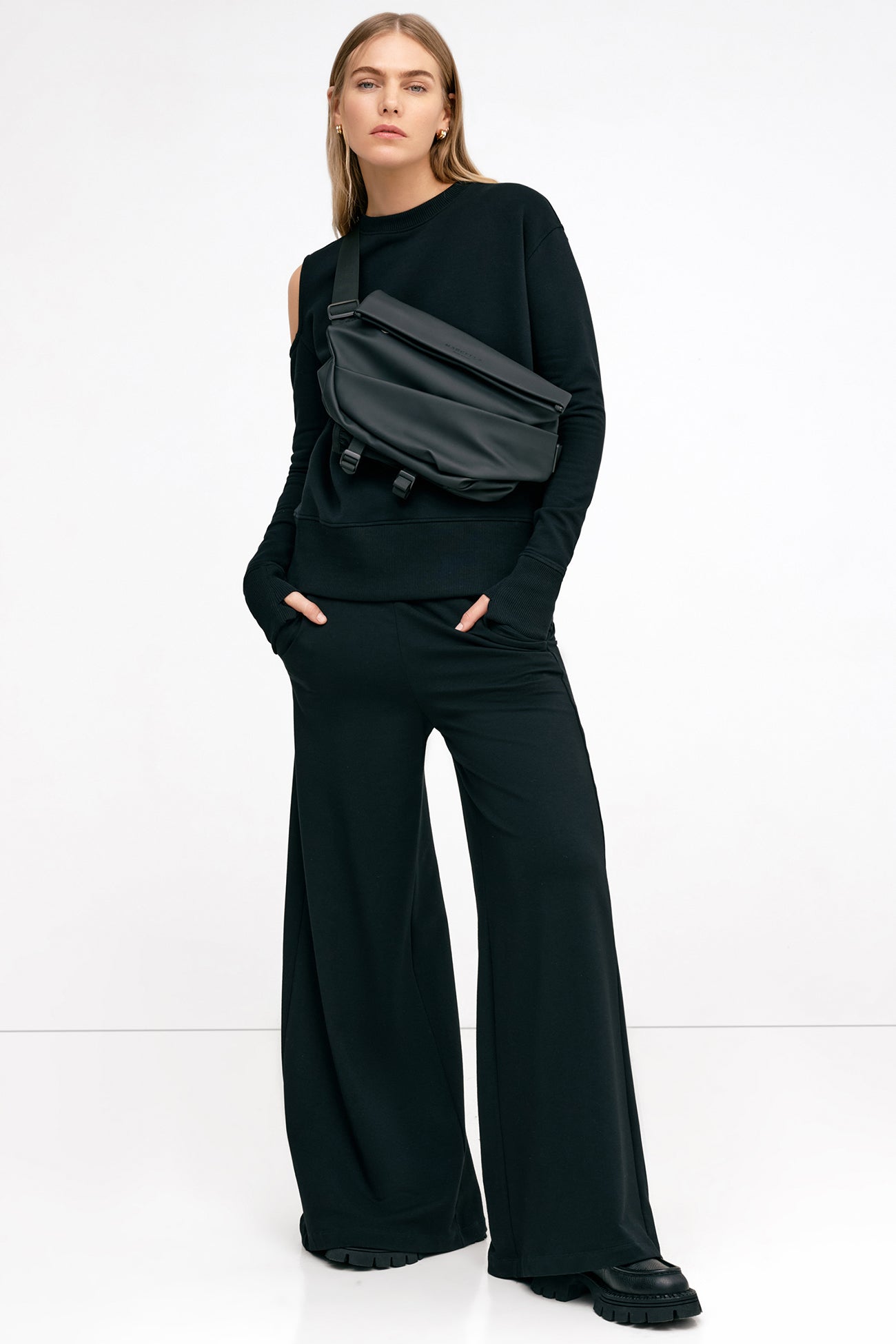 William Cutout Sweatshirt