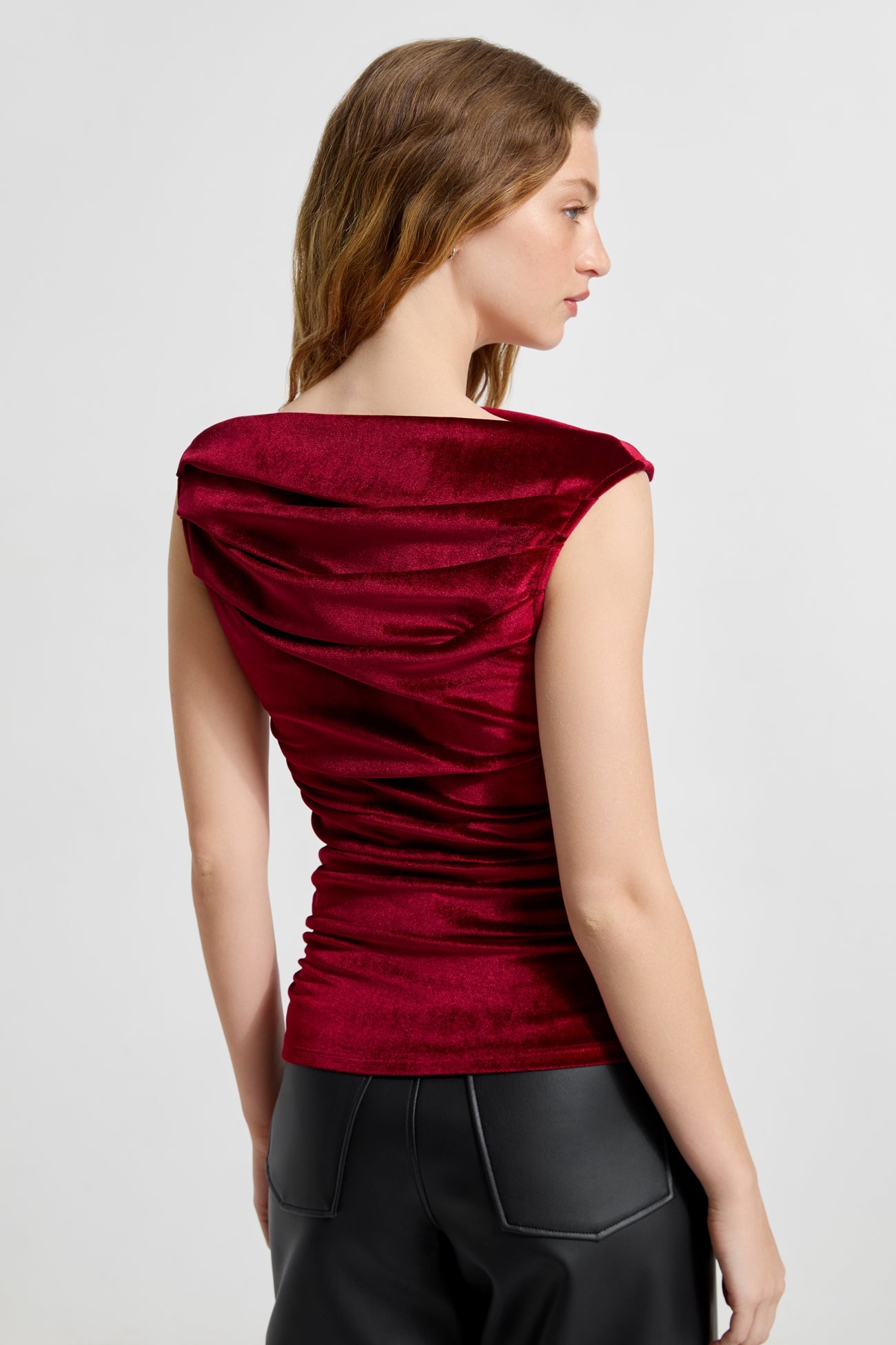 Cooper Sleeveless Velvet Top