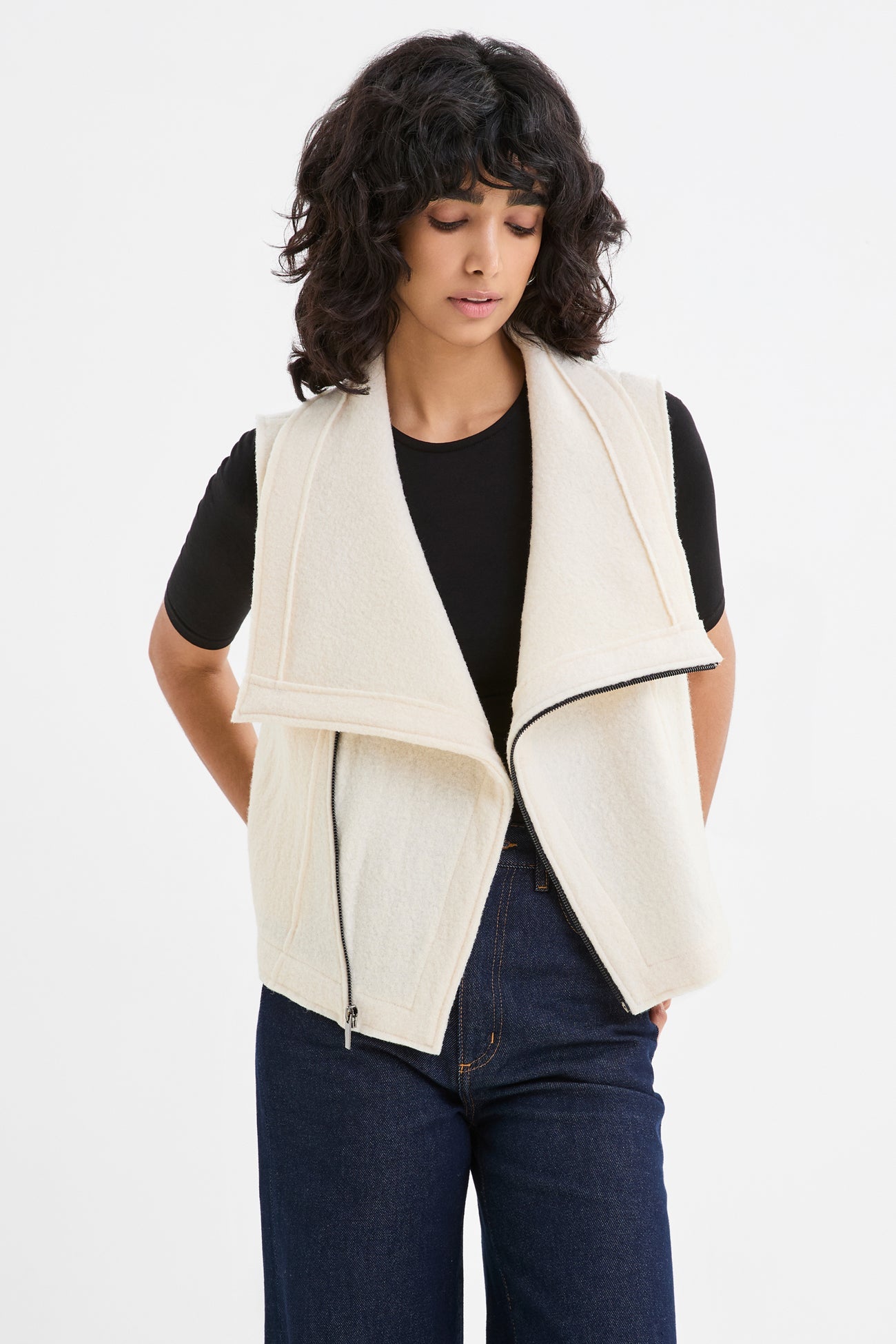 Hanora Vest