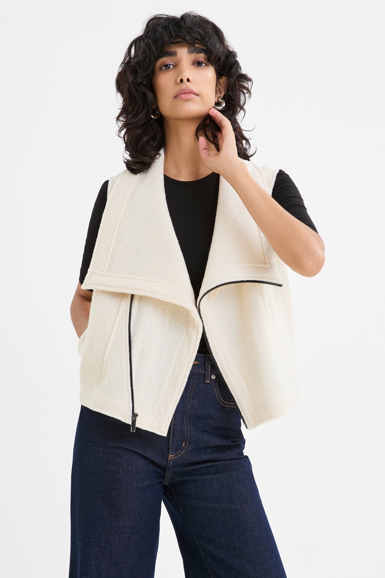Hanora Vest